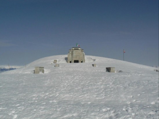 cdc1071c-5531-4d14-a4ee-0fb54c22989421Medium